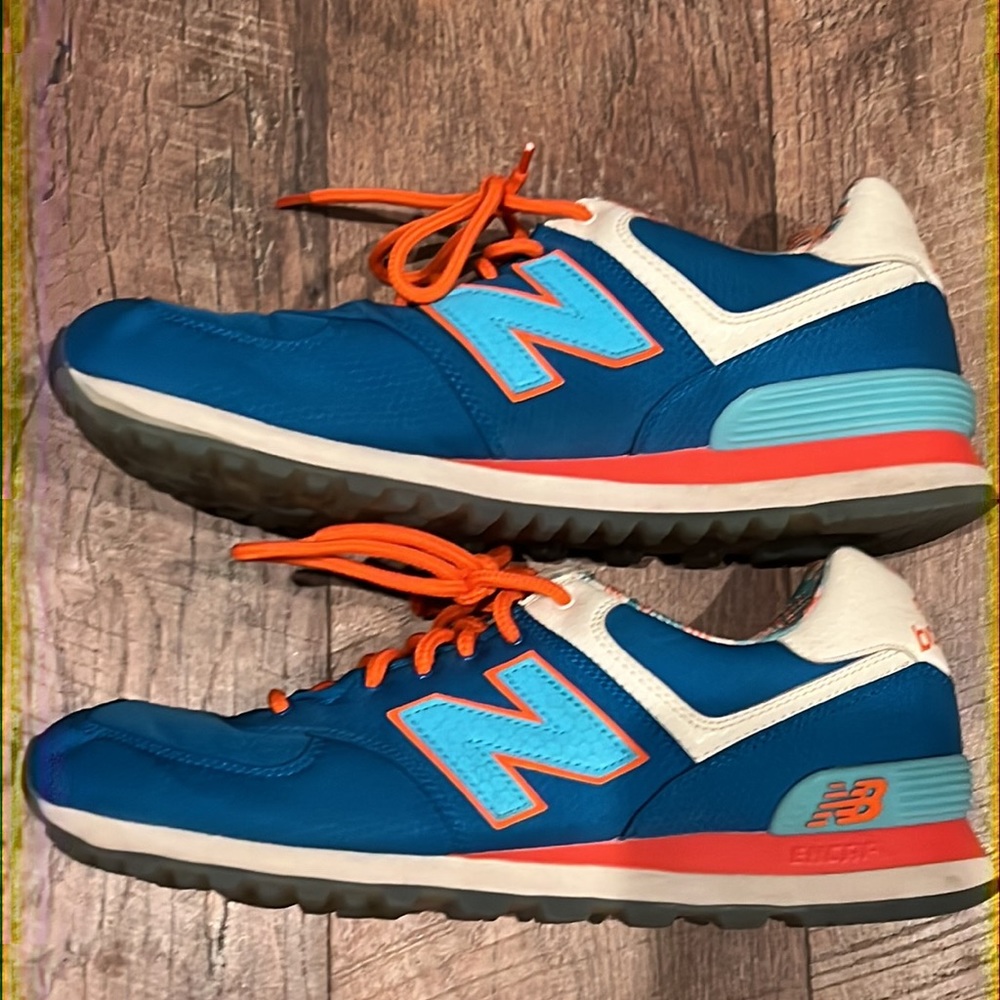 WOMENS NEW BALANCE SNEAKER - Picture 2 of 6